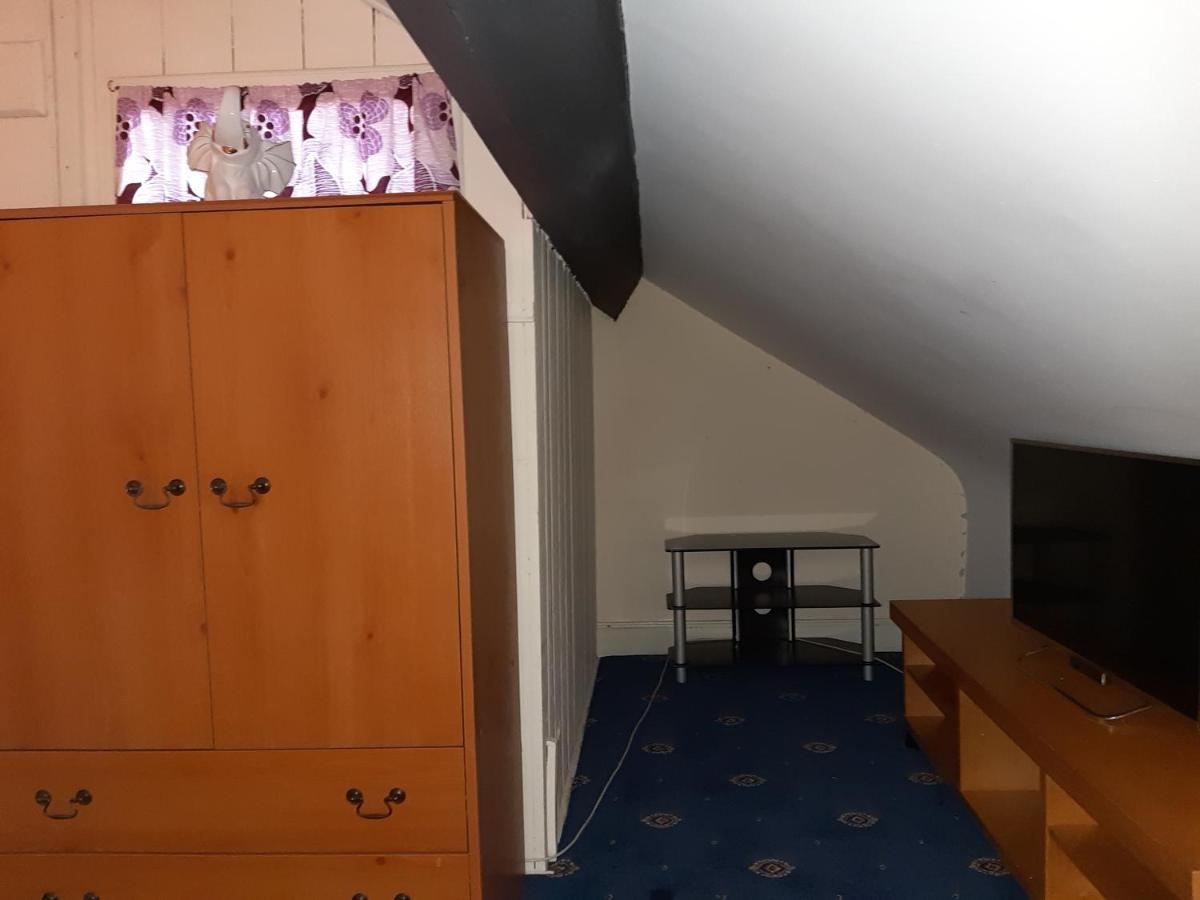 Phoenix Nights Guest House Barrow-in-Furness Εξωτερικό φωτογραφία