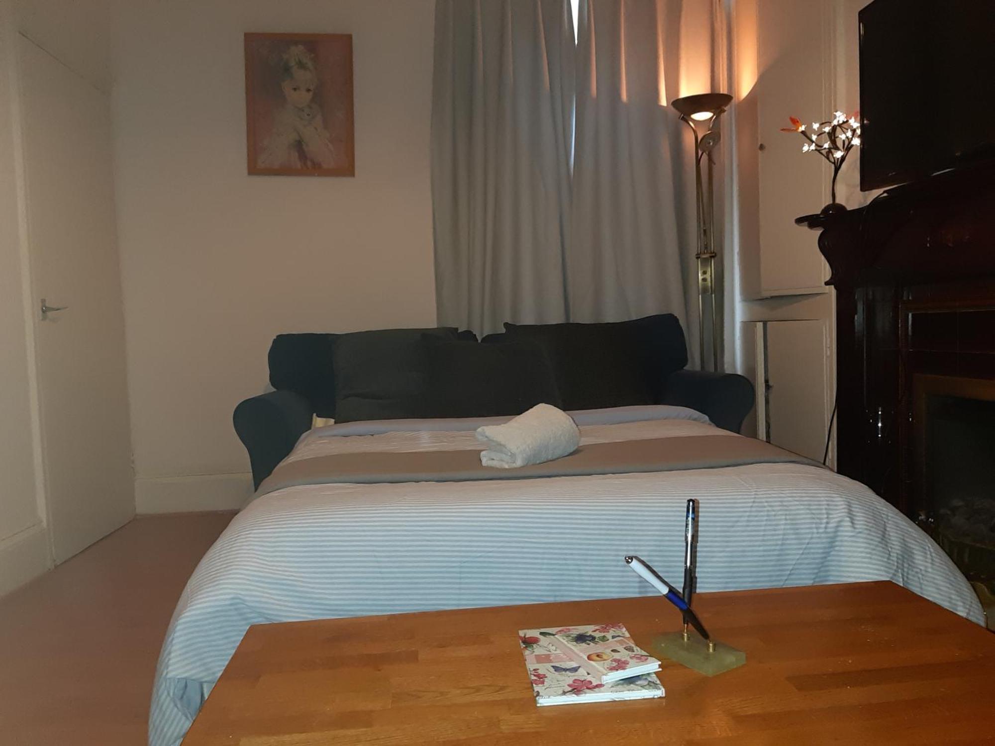 Phoenix Nights Guest House Barrow-in-Furness Εξωτερικό φωτογραφία
